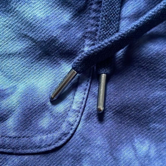 Athleta Farallon Shorts Crystal Tie Dye Blue Size XXS - Picture 7 of 9